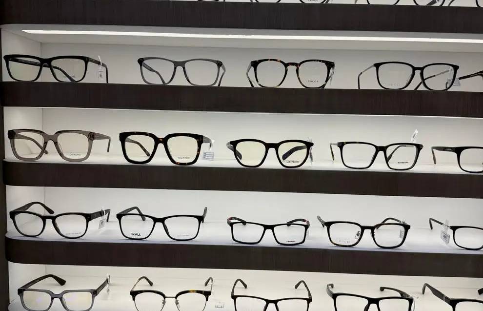 Eyeglasses and contact lenses in Dubai and Abu Dhabi – Middle East Optical